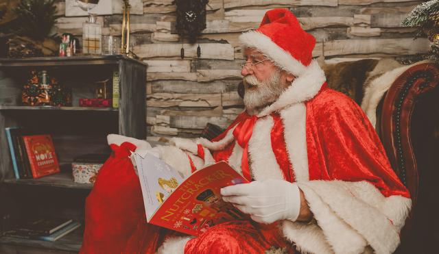 Storytime with Santa 